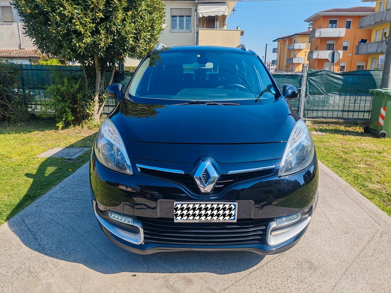Renault Scenic 1.5 DCI" 7 posti 2015 Euro 6