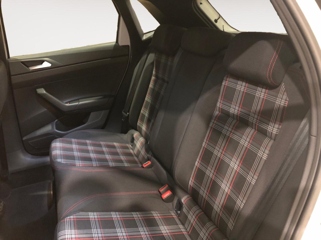 Volkswagen Polo 5p 2.0 tsi GTI 200cv dsg