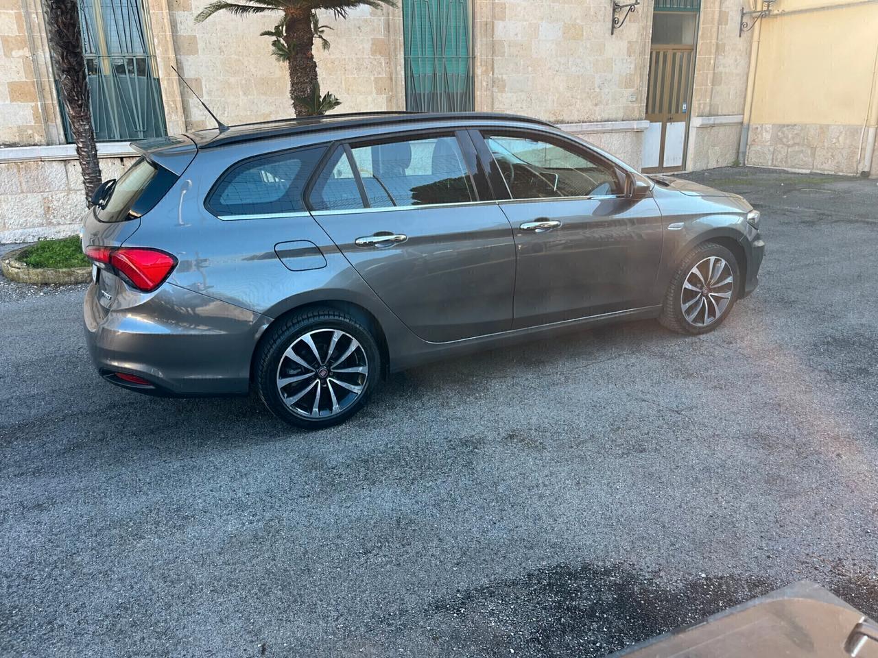 Fiat Tipo 1.6 Mjt S&S SW Lounge Garantita