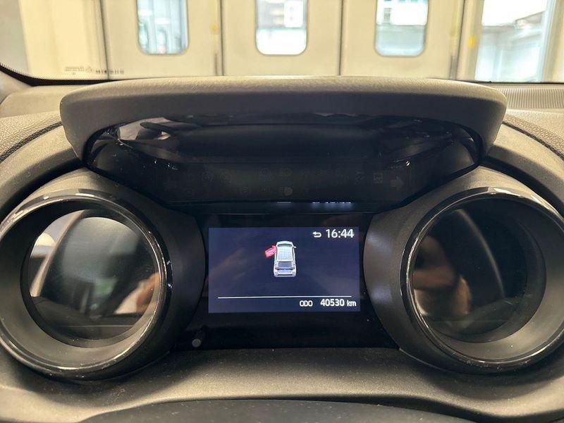 Toyota Yaris Hybrid Lounge MY22