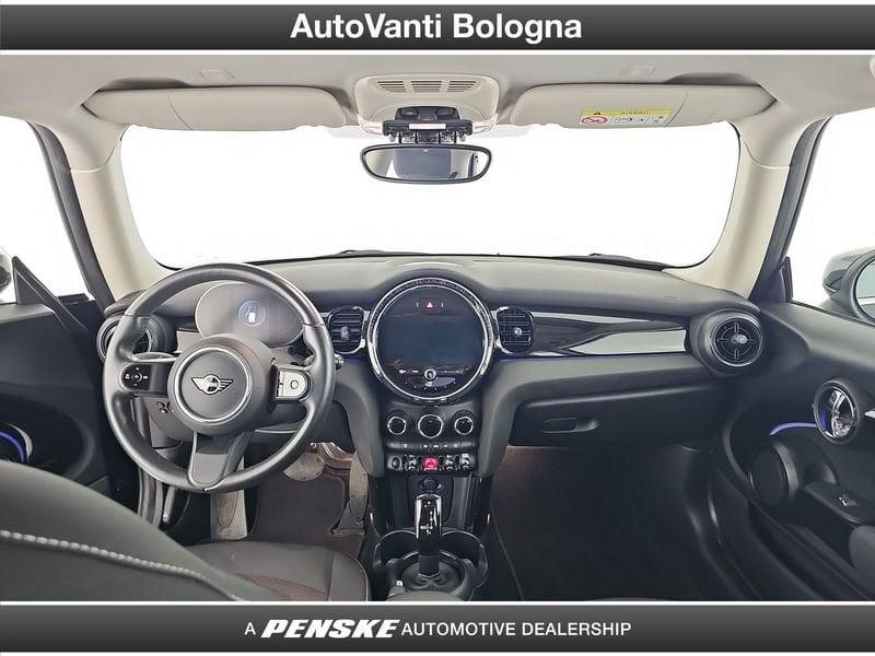 MINI Mini Mini 3p 1.5 Cooper Essential Premium Mid Package auto