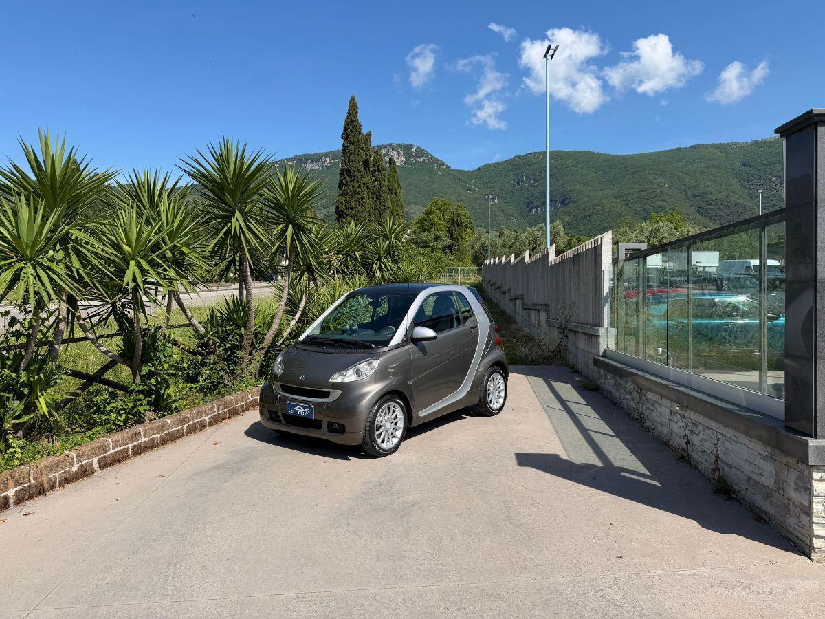 SMART - Fortwo - 800 33 kW coupé passion cdi