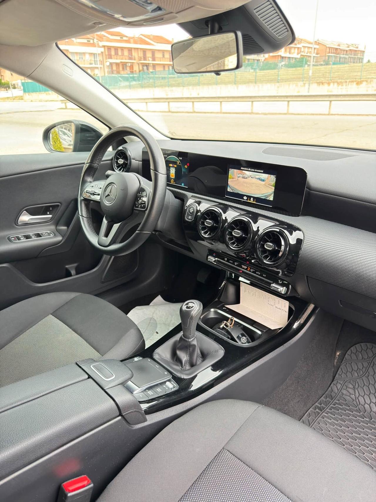 Mercedes-benz A 160 d Premium