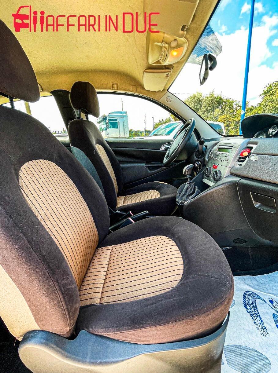 Lancia Ypsilon 1.2 Oro Giallo