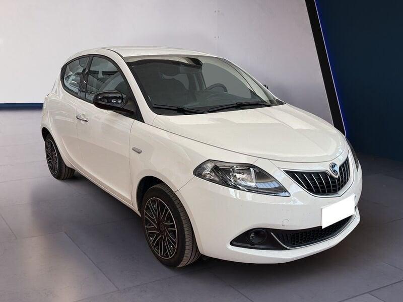 Lancia Ypsilon III 2021 1.0 firefly hybrid Gold s&s 70cv