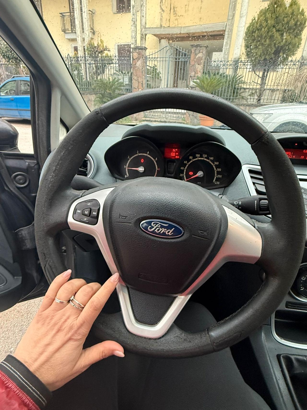 Ford Fiesta 1.2 82 CV 5 porte Titanium