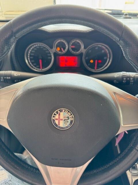 Alfa Romeo MiTo 1.3 JTDm-2 95 CV S&S Distinctive