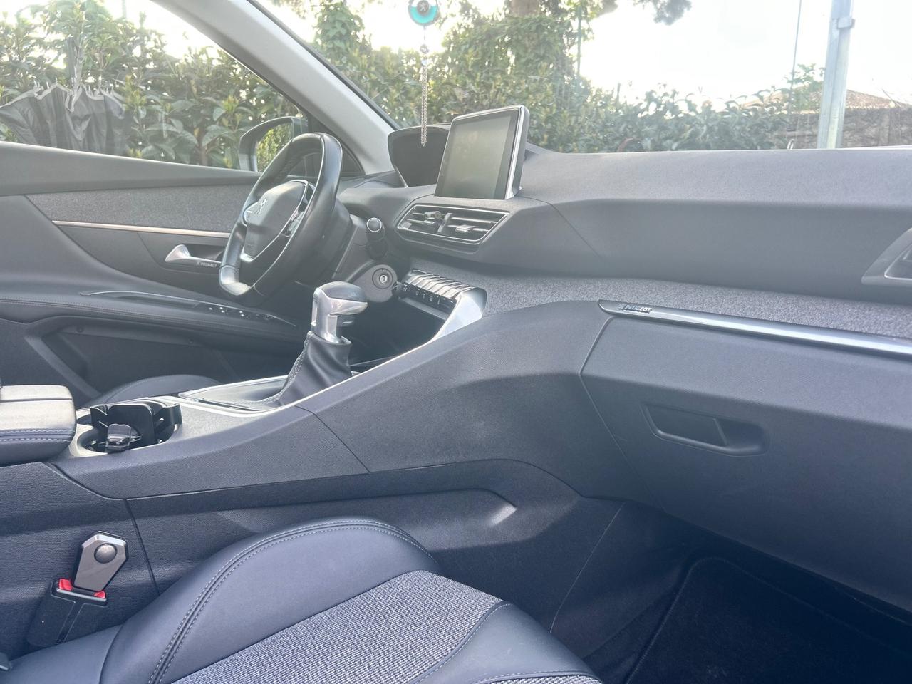 Peugeot 3008 BlueHDi 130 S&S Allure