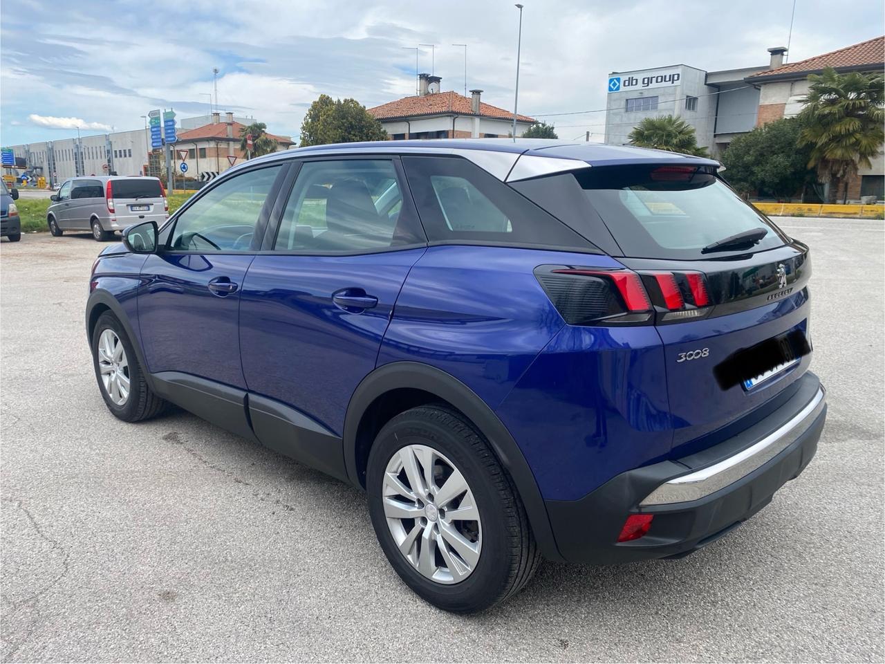 Peugeot 3008 BlueHDi 130 S&S EAT8 Active