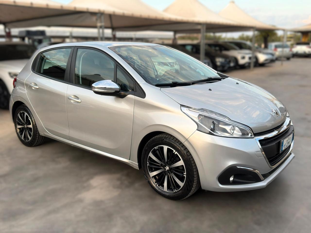 Peugeot 208 1.6 HDi 75 CV 05/2018