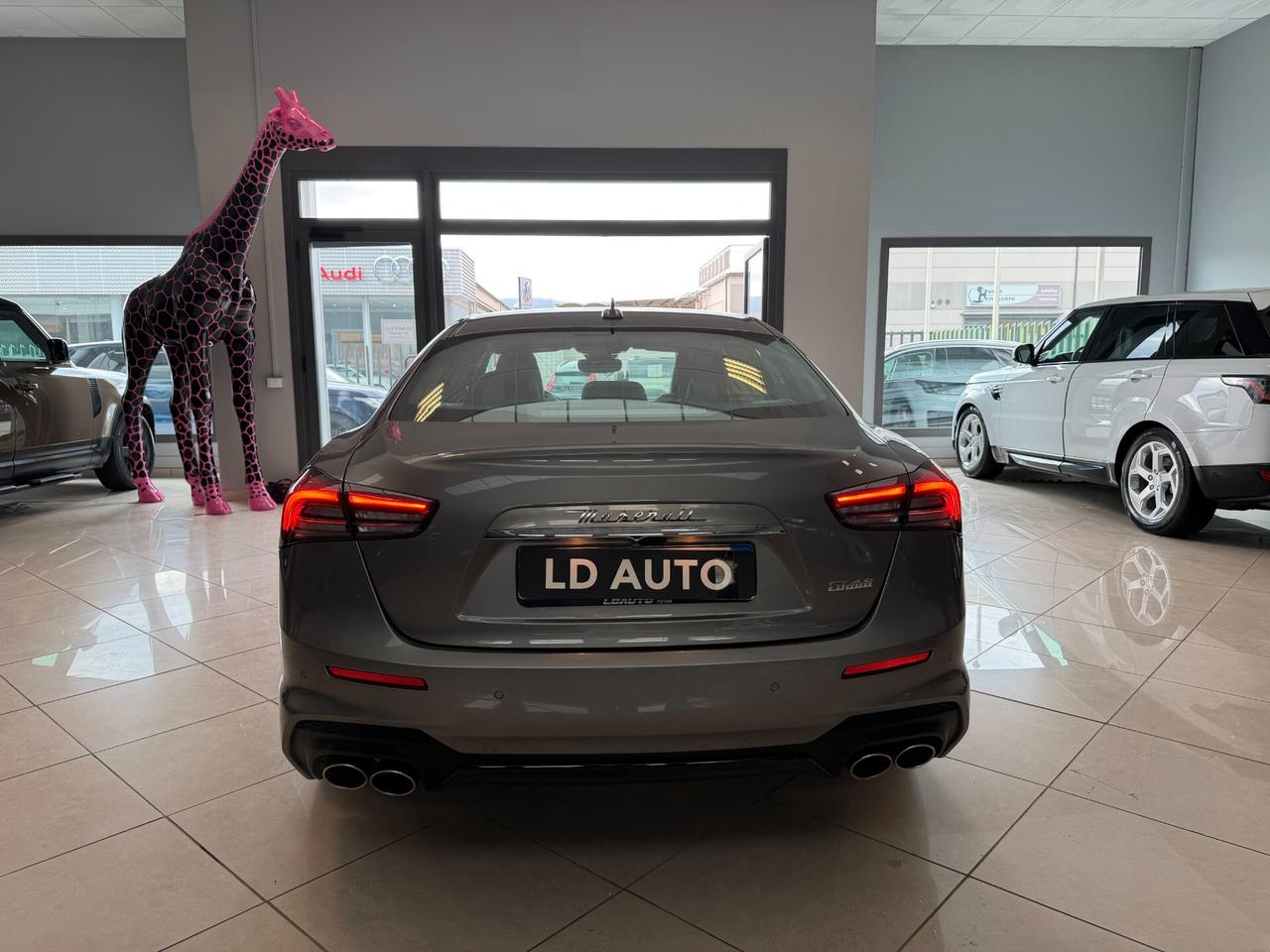 Maserati Ghibli L4 330 CV MHEV Gransport