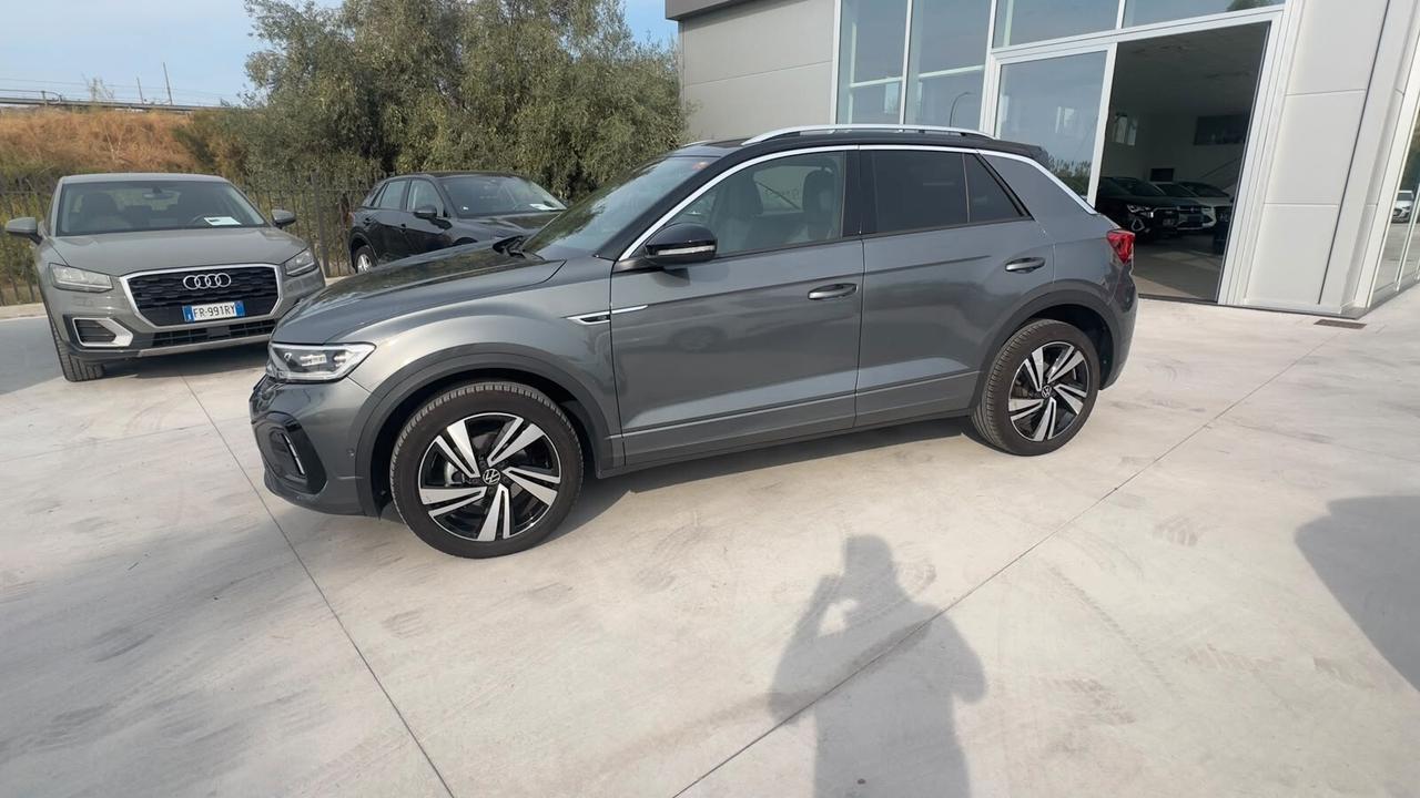 Volkswagen T-Roc 1.5 TSI ACT R-Line TUA DA 291€ ANTICIPO 0