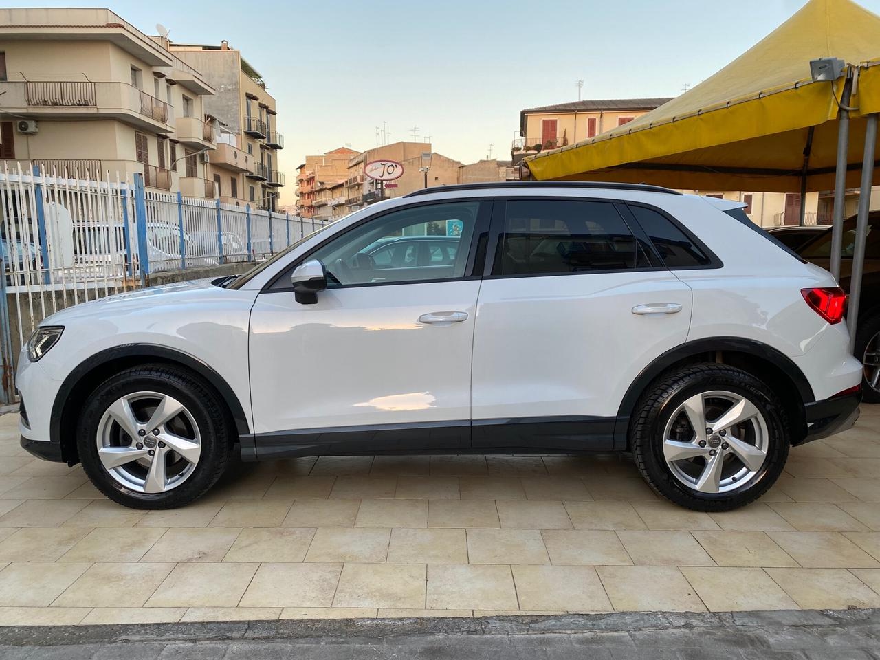 Audi Q3 2.0 TDI 150 CV Automatico - Sport