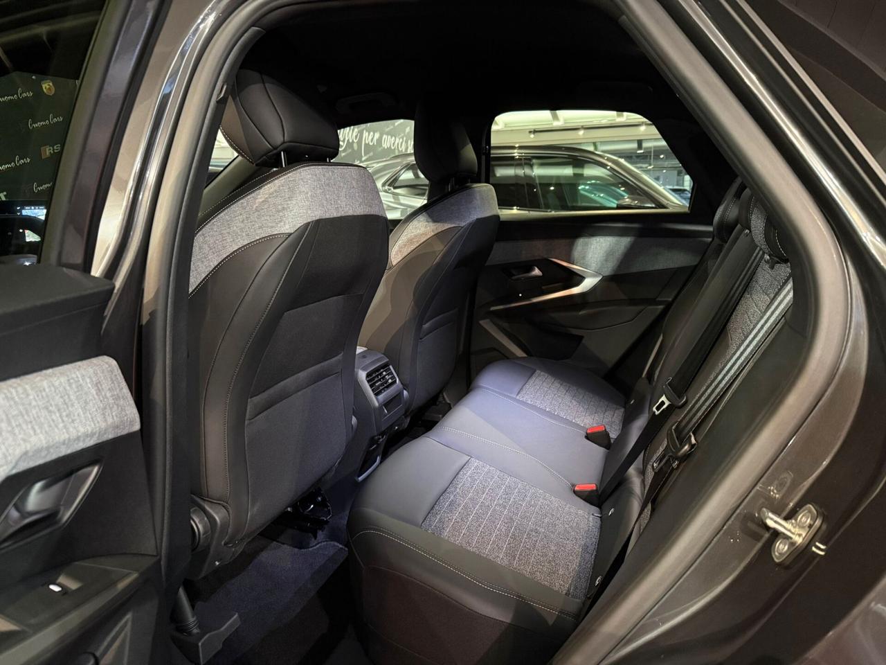 Peugeot 3008 Hybrid 136 e-DCS6 Allure