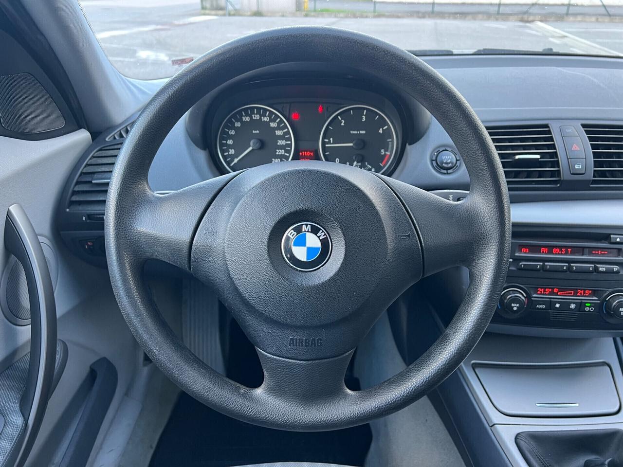 Bmw 118d 5 porte Futura