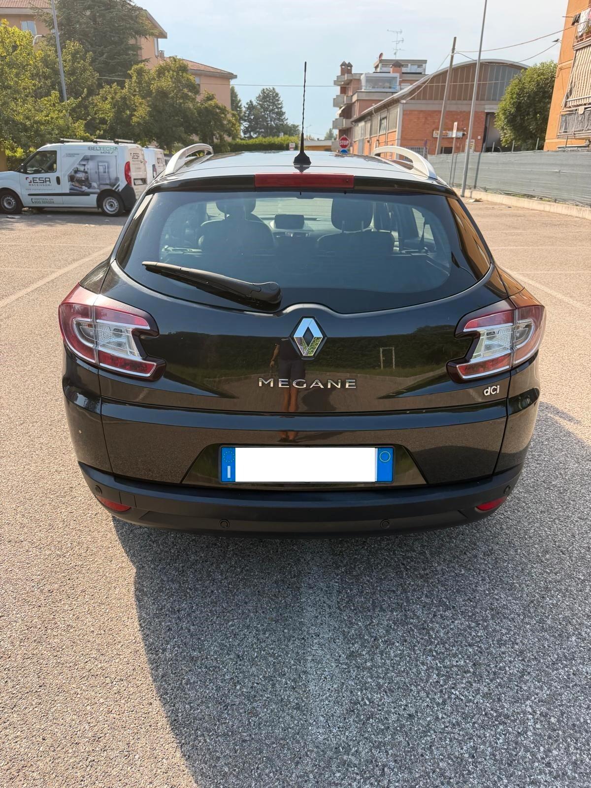 Renault Megane SporTour 1.5 dci - NAV. - 12 MESI DI GARANZIA -