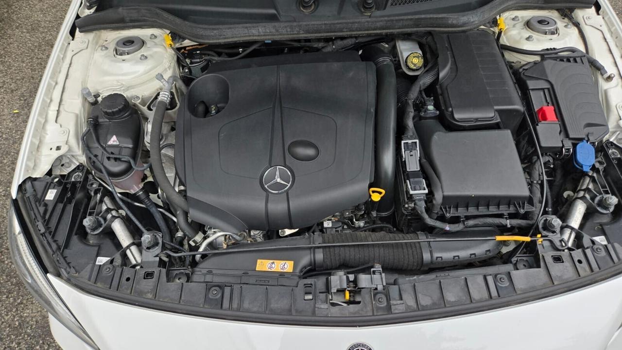 Mercedes-benz GLA 200d Automatic Premium