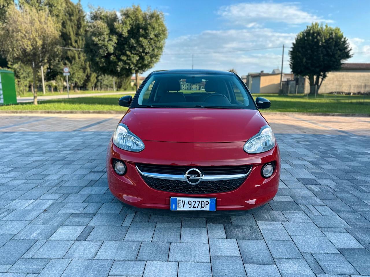 Opel Adam 1.4 87 CV White/Black Link