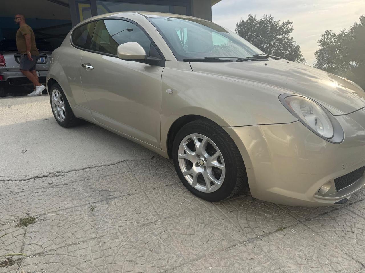 Alfa Romeo MiTo 1.4 T 120 CV GPL Distinctive Premium Pack