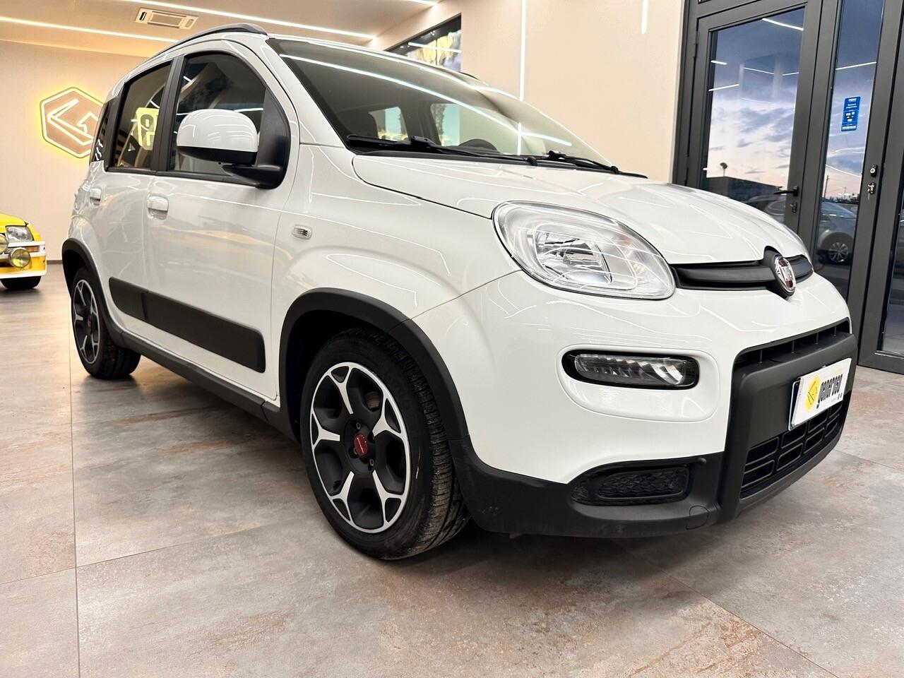 Fiat Panda 1.0 70 CV S&S Hybrid City Cross 2021