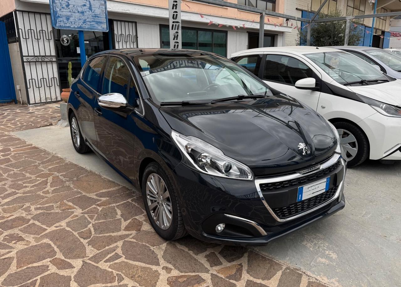 Peugeot 208 BlueHDi 75 5 porte Allure
