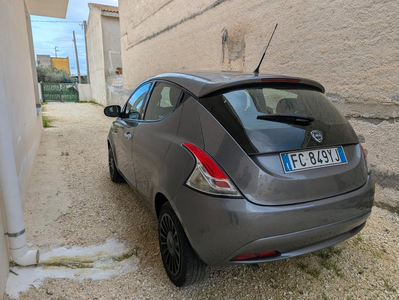 Lancia Ypsilon 1.2 69 CV 5 porte GPL Ecochic Mya