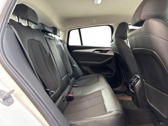 BMW X4 xDrive20d Business Advantage