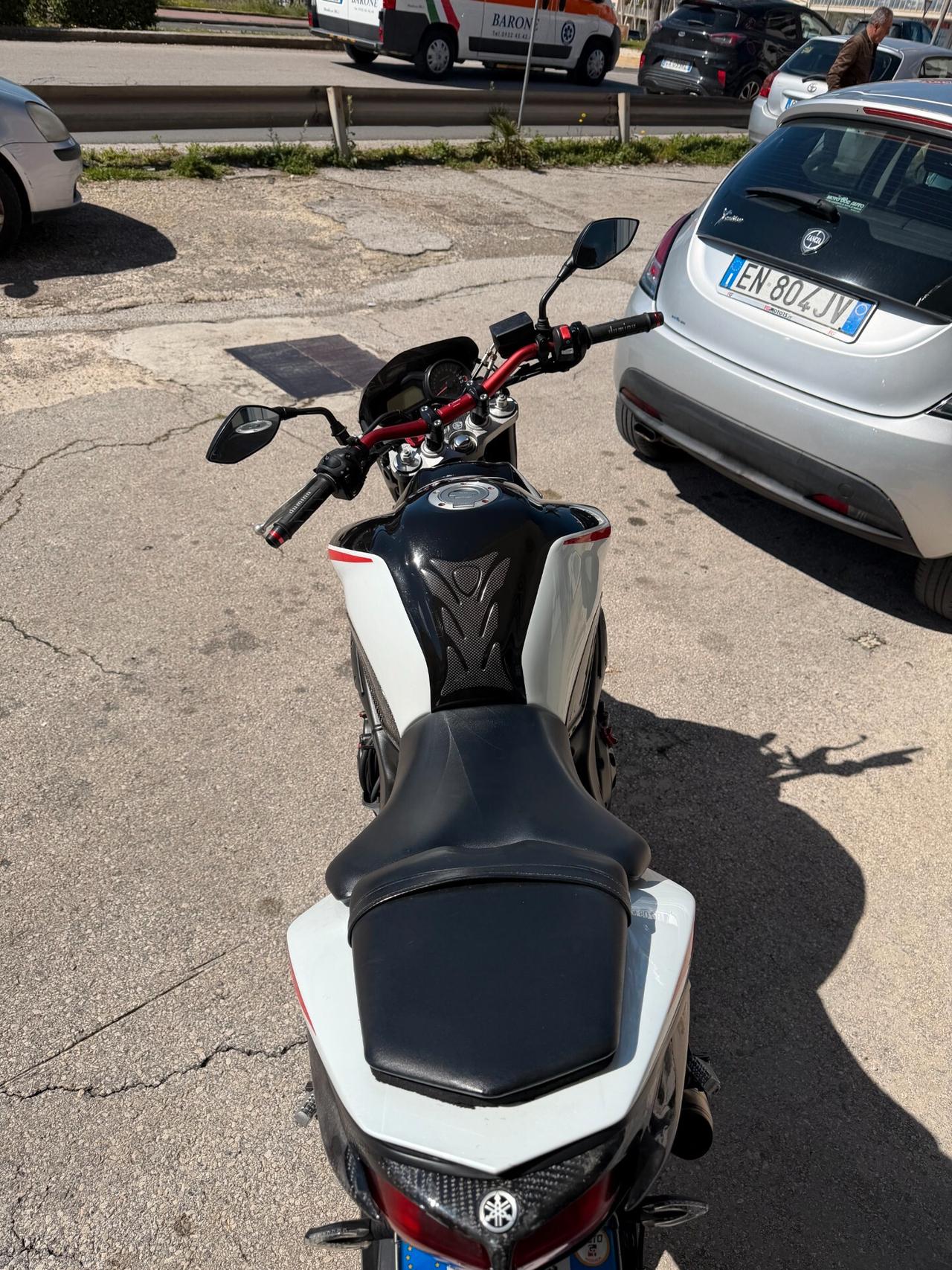 Yamaha FZ1