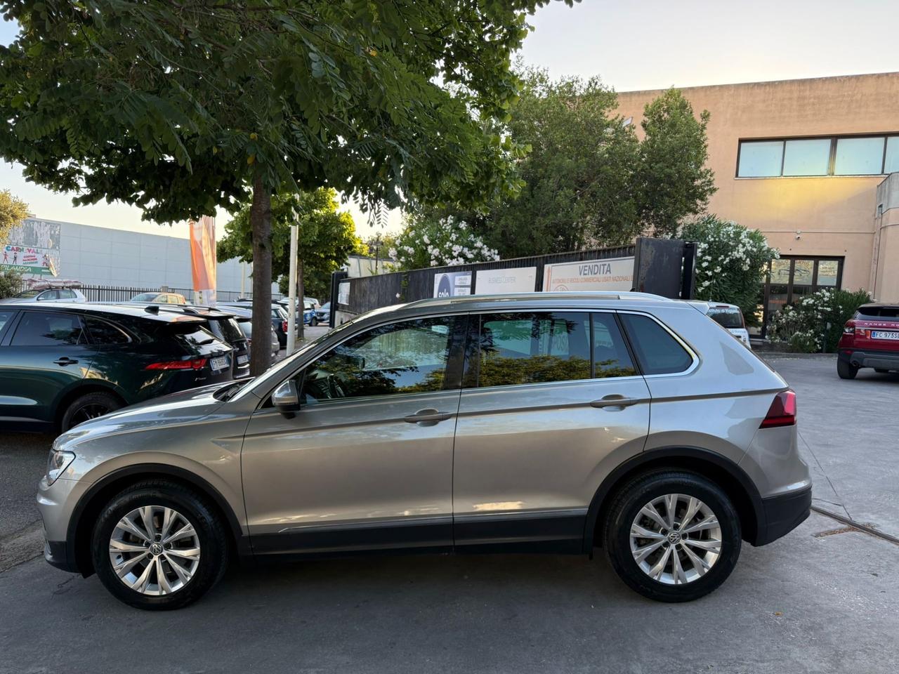 Volkswagen Tiguan km.99900! 1.6 TDI SCR Business BlueMotion