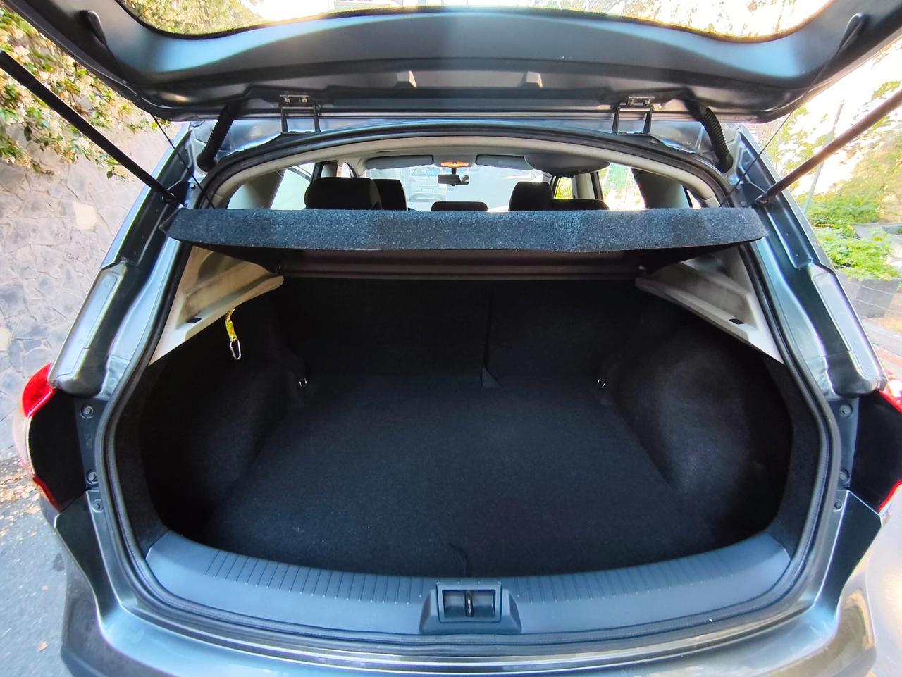 Nissan Qashqai 1.5 dCi DPF Tekna 2011