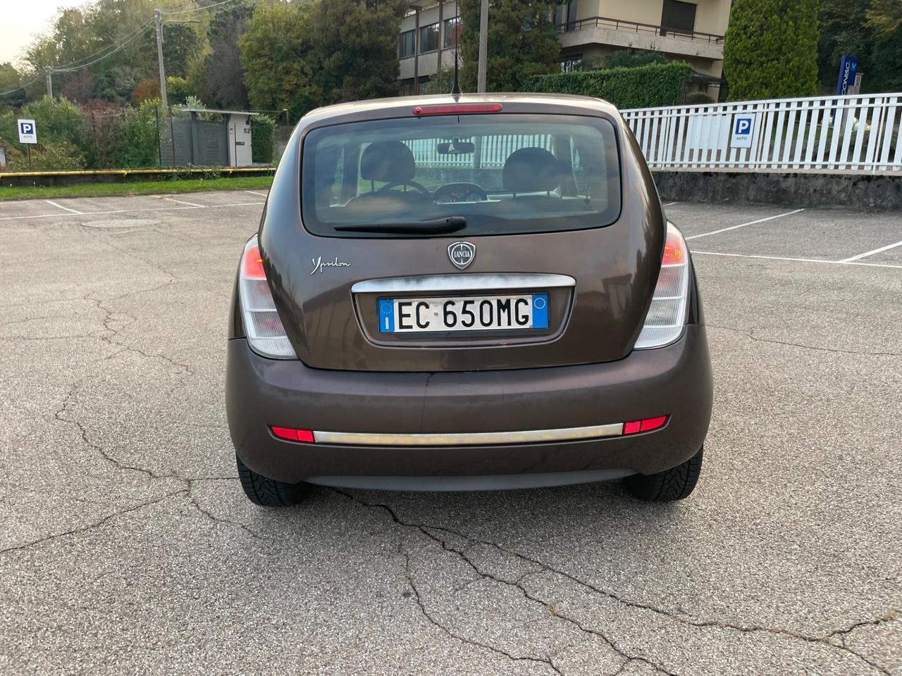 Lancia Ypsilon 1.2 Versus