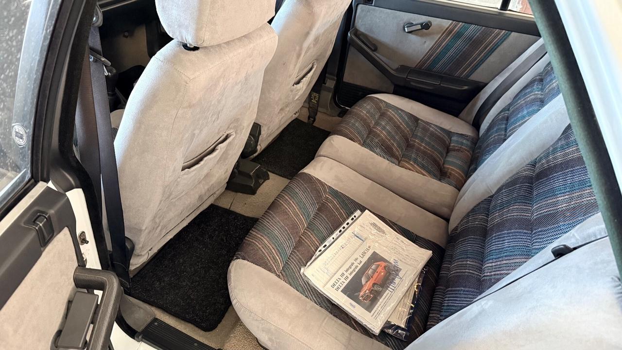 Lancia Delta S4 2.0 i.e. turbo 16V cat 5 porte HF