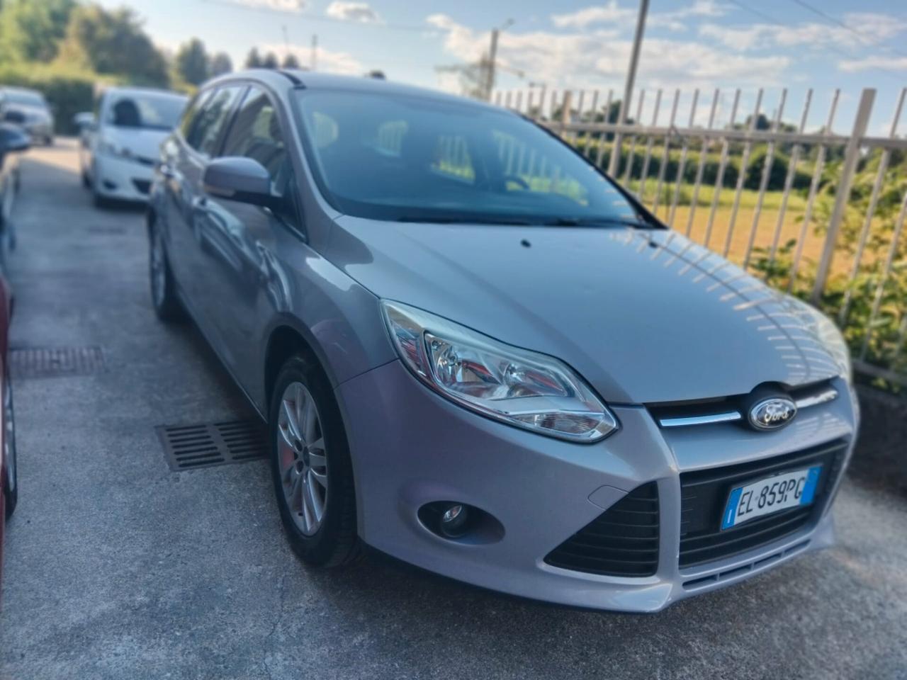 Ford Focus 1.6 benzina