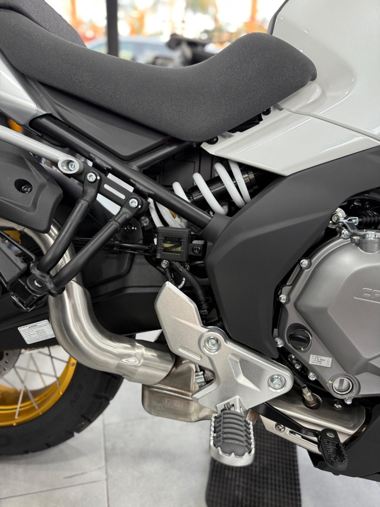CF MOTO 700MT ADV NUOVA PRONTA CONSEGNA