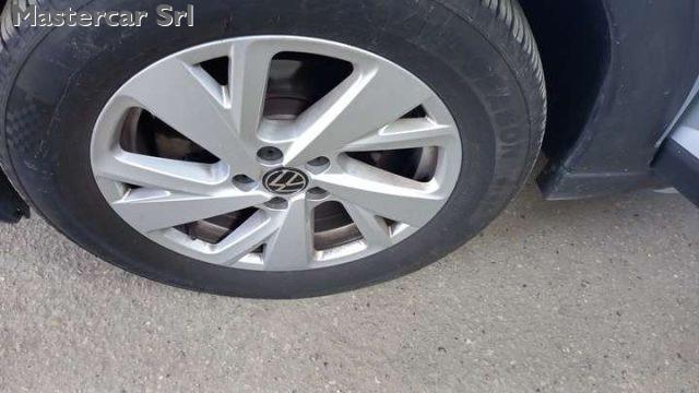 VOLKSWAGEN Taigo NEOPATENTATI Taigo 1.0 tsi Life 95cv TG : GP775BF