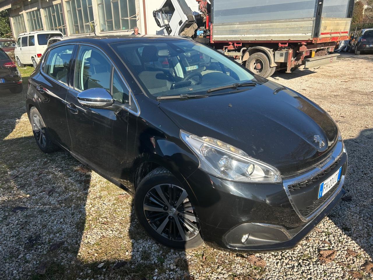 Peugeot 208 PureTech 82 5 porte Allure