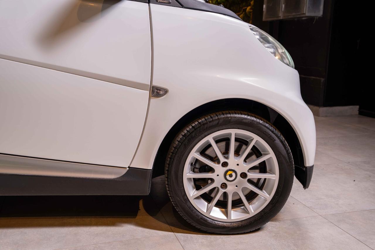 Smart ForTwo 1000 62 kW coupé passion