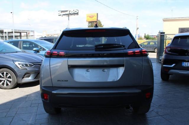 Peugeot 2008 1.2 puretech Allure 100cv con CarPlay