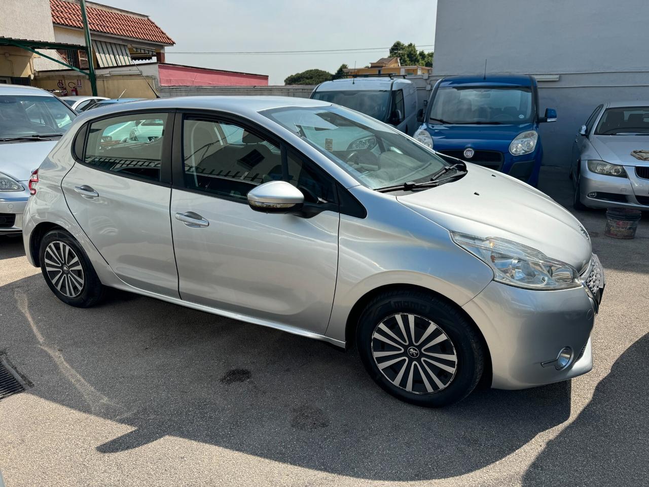 Peugeot 208 1.2 5p. GPL GARANZIA 12 MESI TAGLIANDATA KM CERTIFICATI VTi 82 CV