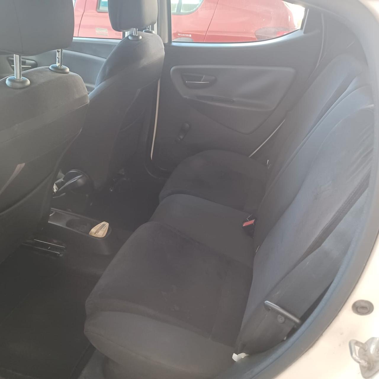 NEOPATENTATI LANCIA YPSILON 1.2 OTTIMO STATO