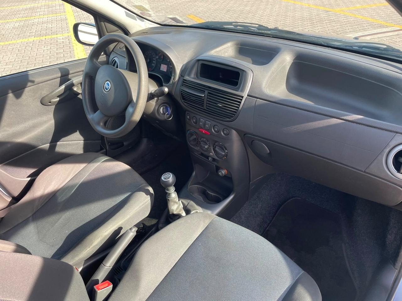Fiat Punto o.k. neopatentati solo 60.000km