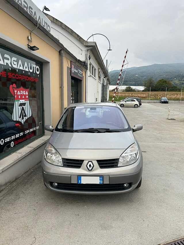 Renault Scenic 1.6 16V Confort Dynamique