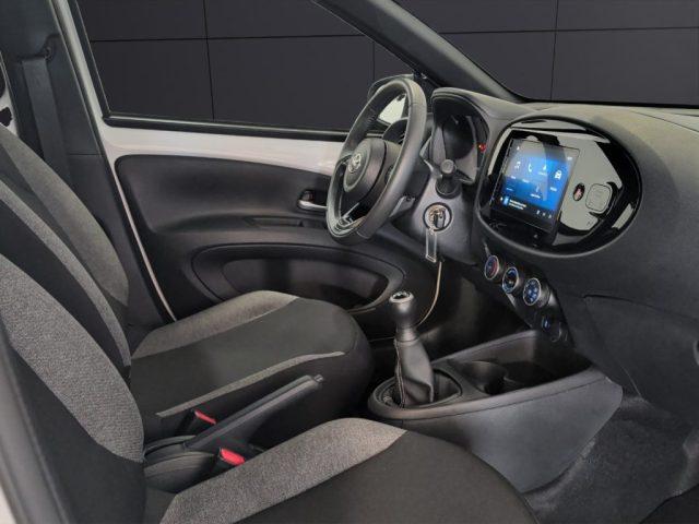 TOYOTA Aygo X 1.0 VVT-i 72 CV 5 porte Active