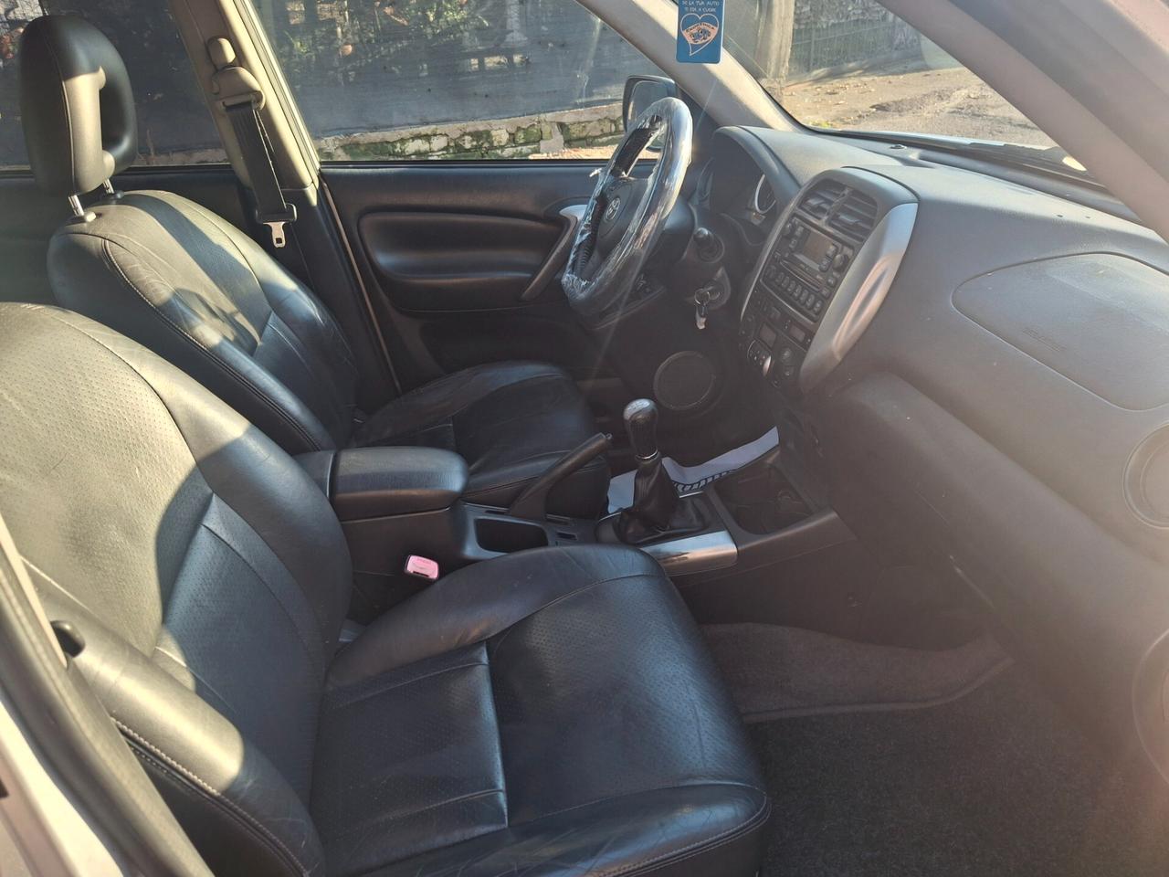 Toyota RAV 4 RAV4.com 2.0 Tdi D-4D cat 5 porte