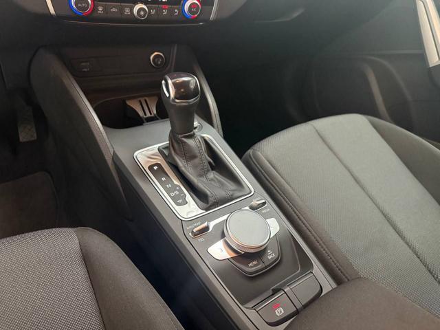 AUDI Q2 35 TDI quattro S tronic Business