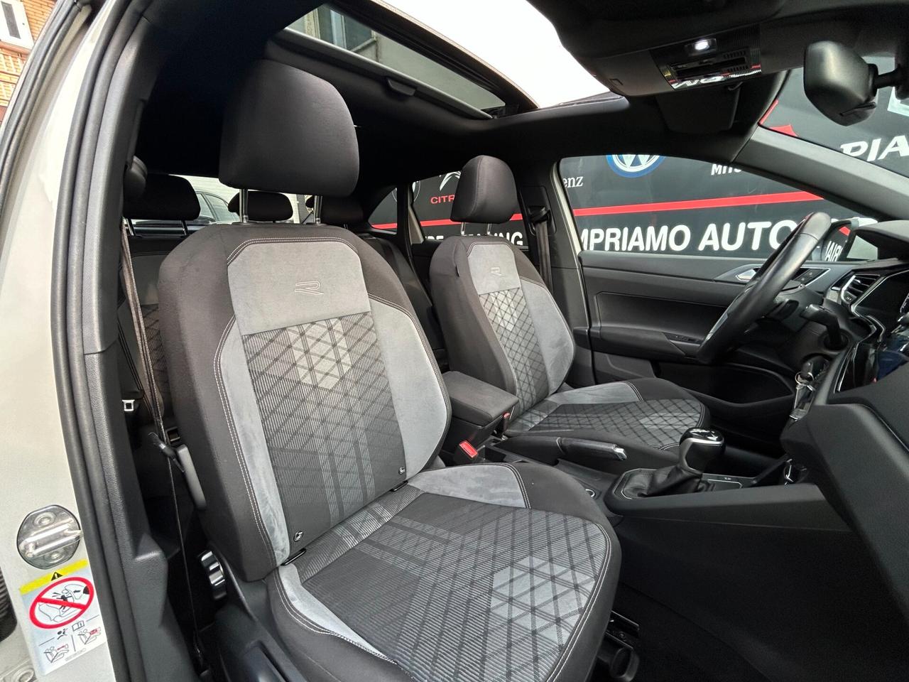 Volkswagen Taigo 2023 1.0 TSI 110 CV DSG R-Line FULL LEGGI!!!