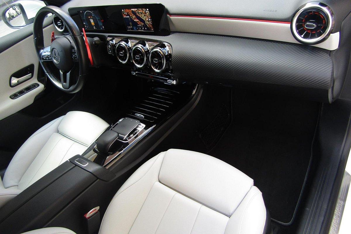 MERCEDES A 180 d Automatic Business