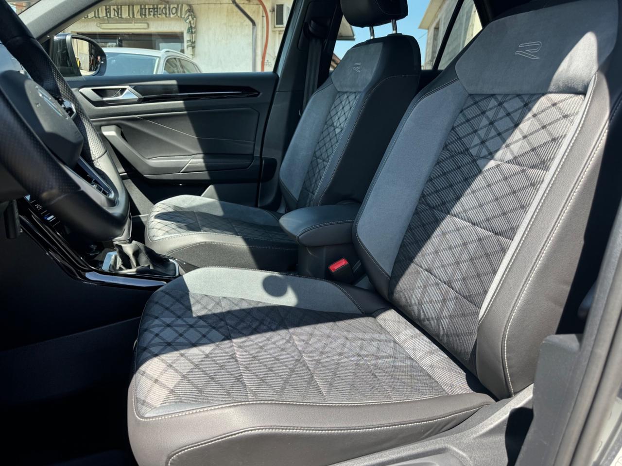 Volkswagen T-Roc 2.0 TDI SCR 150 CV DSG R-Line