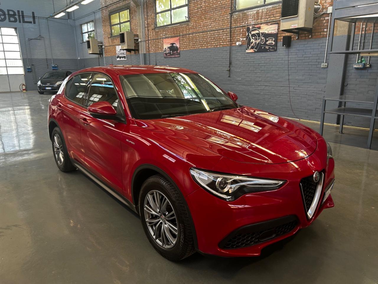 Alfa Romeo Stelvio 2.2 Turbodiesel 160 CV AT8 RWD Business