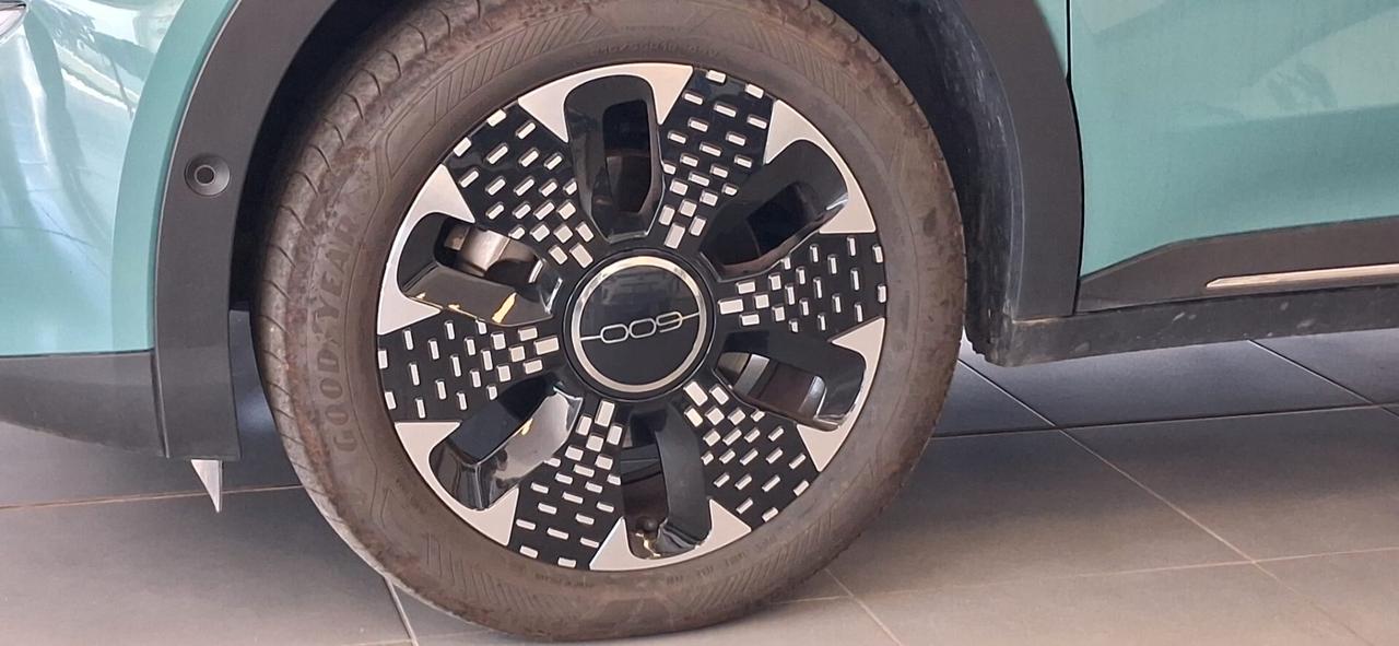 Fiat 600 Hybrid 100 CV DCT MHEV La Prima